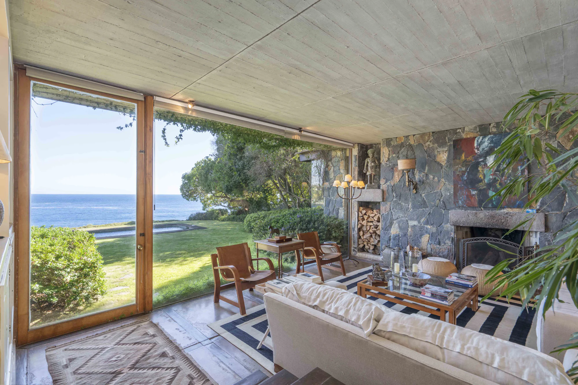 Casa imponente vista en Bahía de Zapallar — miniatura 3