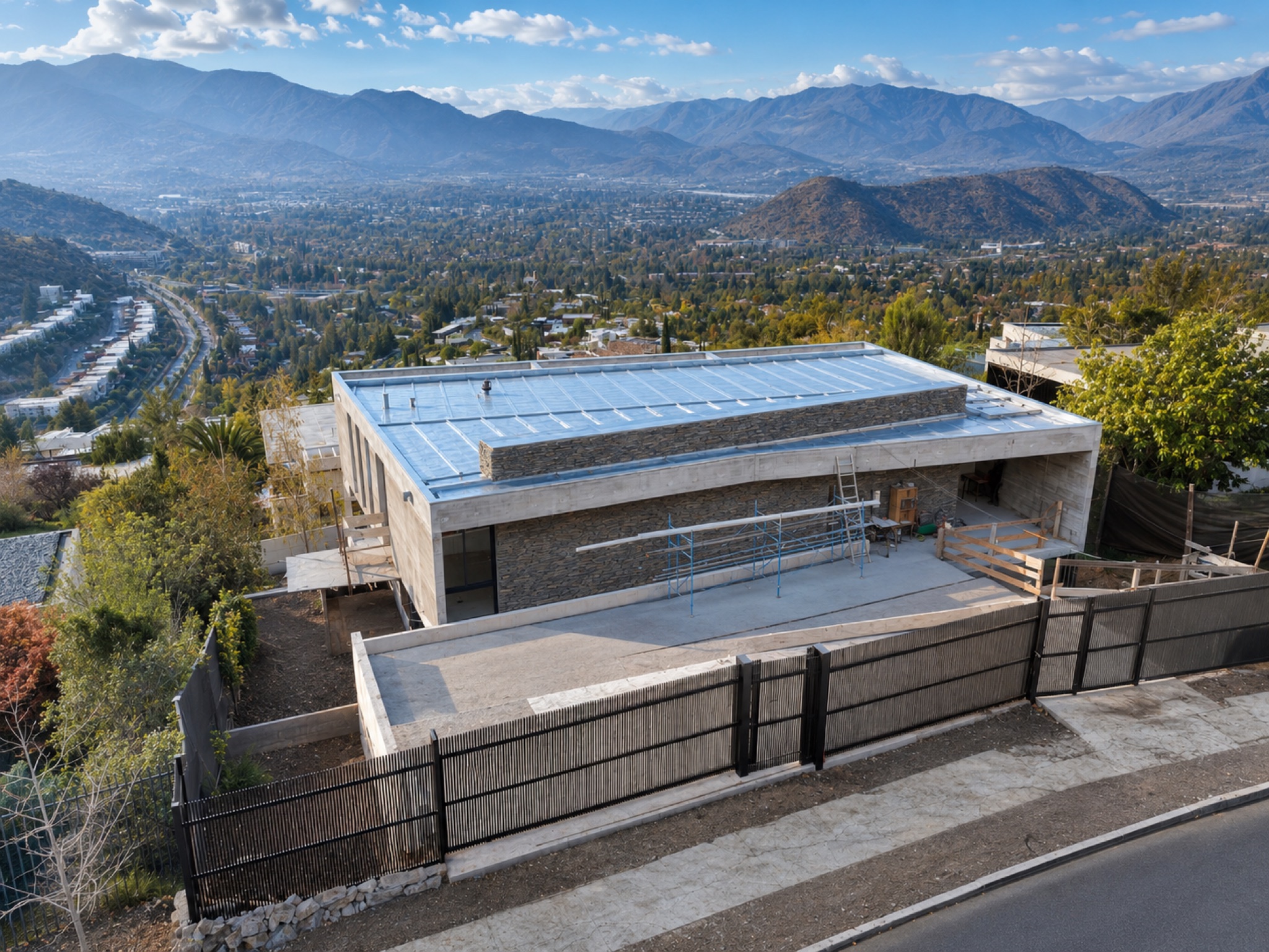 Casa contemporánea de hormigón con vista al valle · Manquecura, Lo Barnechea — miniatura 9