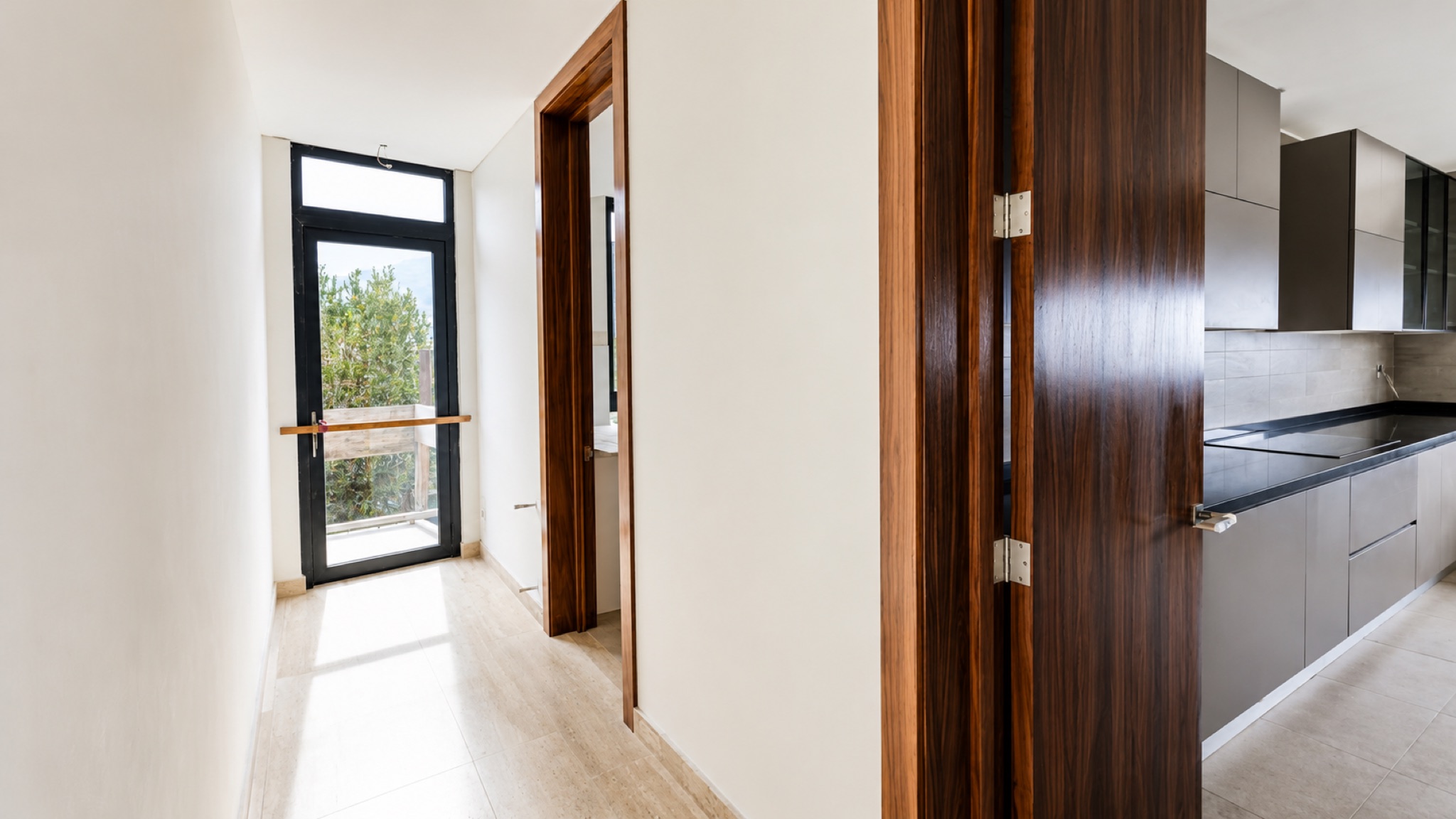 Casa contemporánea de hormigón con vista al valle · Manquecura, Lo Barnechea — miniatura 17