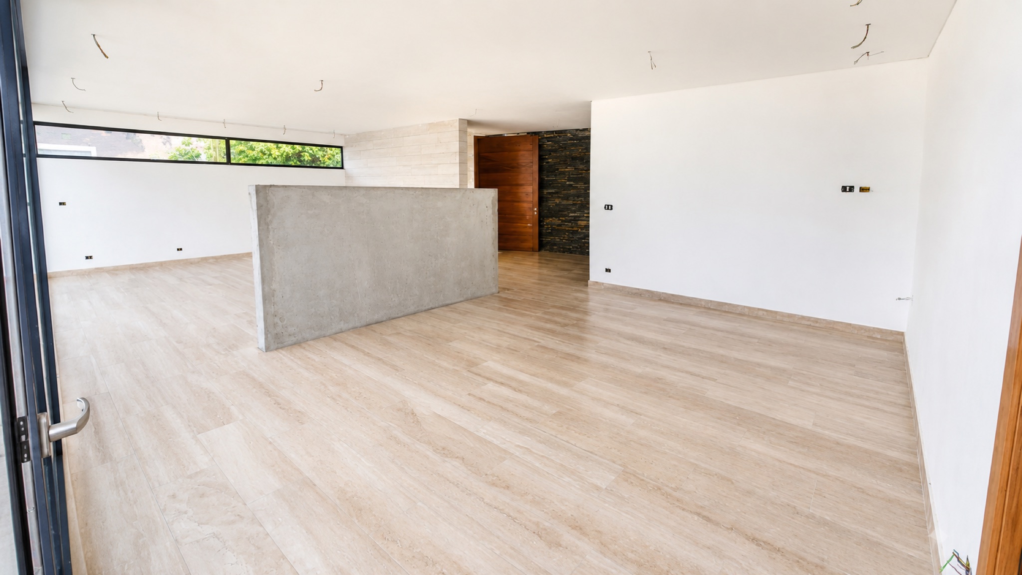 Casa contemporánea de hormigón con vista al valle · Manquecura, Lo Barnechea — miniatura 18